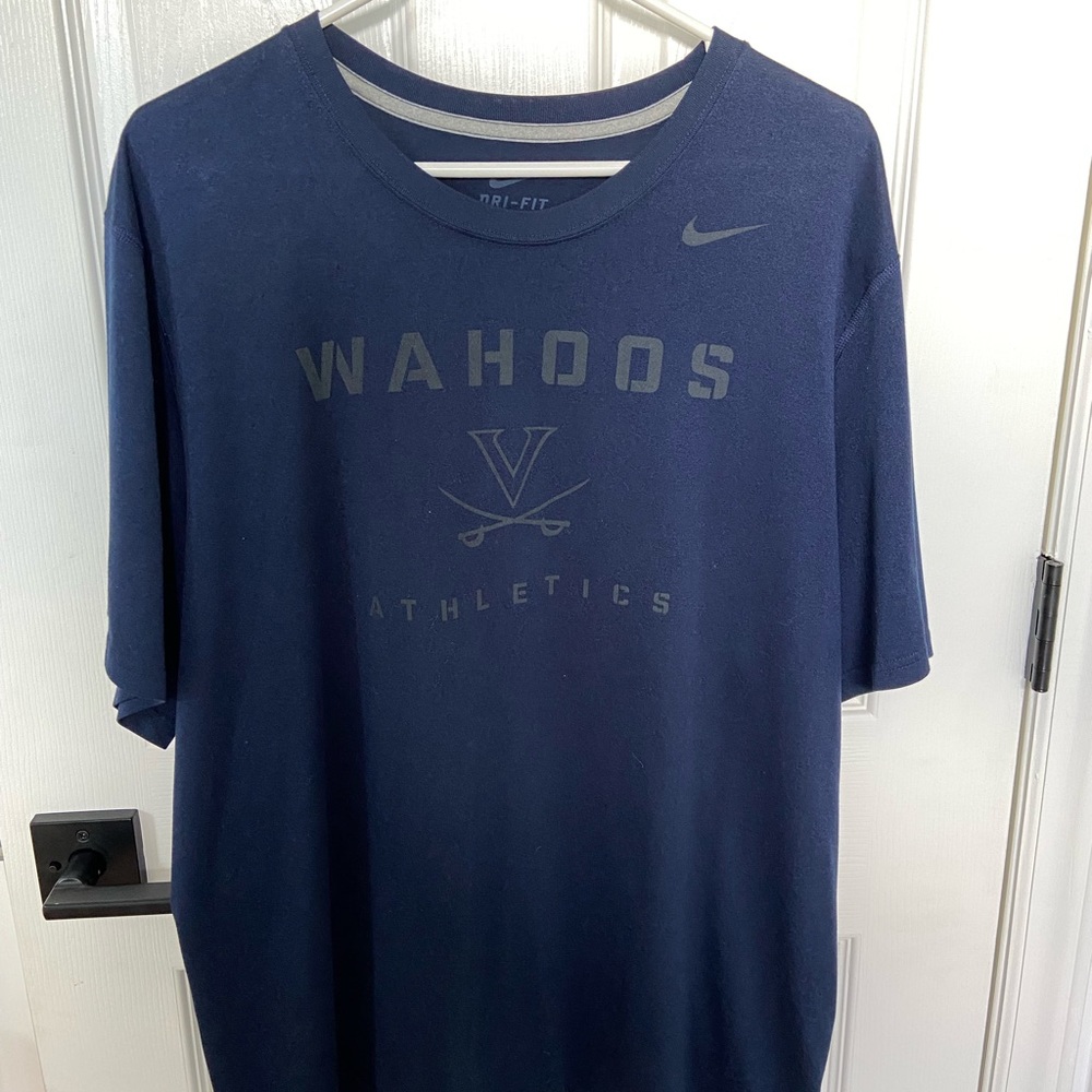 Nike dri-fit UVA Cavaliers T-shirt